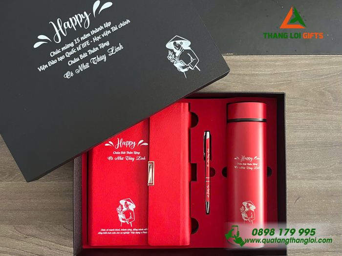 Set Quà Tặng (Sổ+ Bình+ Bút) Màu Đỏ - In Khắc Tên Làm Quà Tặng
