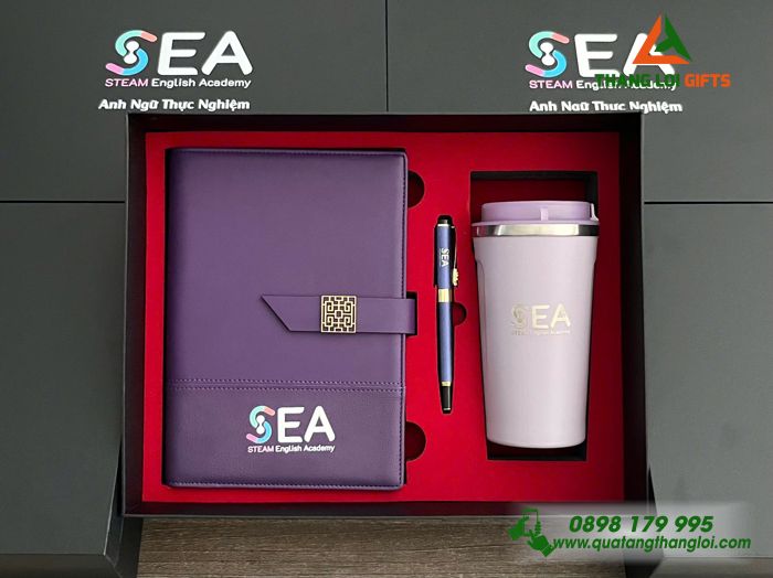 Set Quà Tặng (Sổ+ Ly+ Bút) Màu Tím - In Khắc Logo Trung Tâm Anh Ngữ SEA
