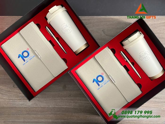 Giftset (Sổ+ Ly+ Bút) Màu Trắng Kem - In Khắc Logo 10 Năm Ngân Hàng MB Bank