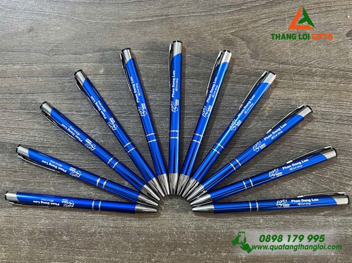 Bút Bi Kim Loại Bấm Màu Xanh - Khắc Logo Lớp 12C1 Trường THPT Phan Đăng Lưu