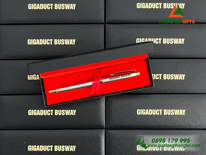 Bút Ký Kim Loại Xoay Màu Inox - Khắc Logo Doanh Nghiệp Gigaduct Busway