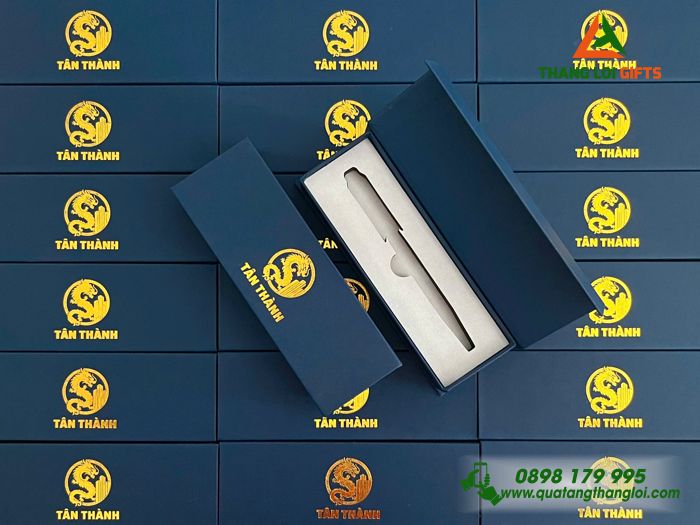 Hộp Giấy Đựng Bút Màu Xanh - Ép Kim Vàng Logo Doanh Nghiệp Tân Thành