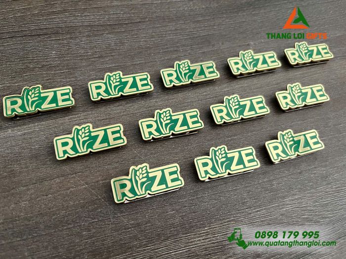 Huy Hiệu Đồng Ăn Mòn - Logo Doanh Nghiệp RIZE
