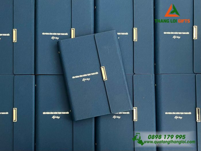 Sổ Da Bìa Còng Gập 3 Màu Xanh - In Tên Văn Phòng Công Chứng Trịnh Thanh Điền