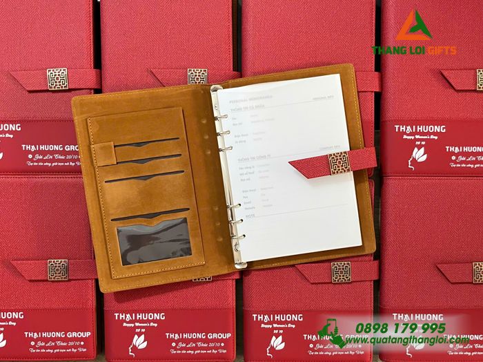 Sổ Da Bìa Còng Màu Đỏ - In Logo Doanh Nghiệp Thái Hương Group