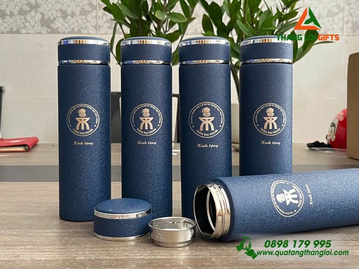 Bình Giữ Nhiệt Sơn Nhám Màu Xanh - Khắc Logo Trường THCS & THPT Trần Đại Nghĩa