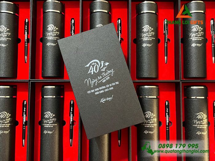 Combo Quà Tặng (Bình & Bút) Màu Đen - In Khắc Logo 40 Năm Ngày Ra Trường Trường Cấp III Tân Trụ