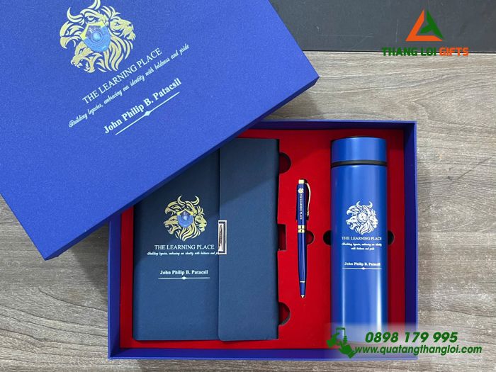 Set Quà Tặng (Sổ+ Bình+ Bút) Màu Xanh - In Khắc Logo Trung Tâm Giáo Dục THE LEARNING PLACE