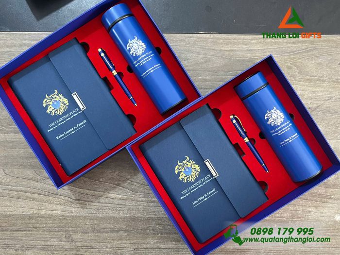 Set Quà Tặng (Sổ+ Bình+ Bút) Màu Xanh - In Khắc Logo Trung Tâm Giáo Dục THE LEARNING PLACE