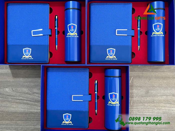 Set Quà Tặng (Sổ+ Bình+ Bút) Màu Xanh - In Khắc Logo Trường Trung Cấp Nguyễn Tất Thành