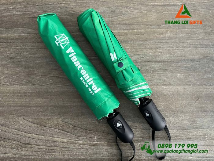 Dù Cầm Tay Gấp 3 Màu Xanh Lá - In Logo Công Ty Giám Định Vinacontrol