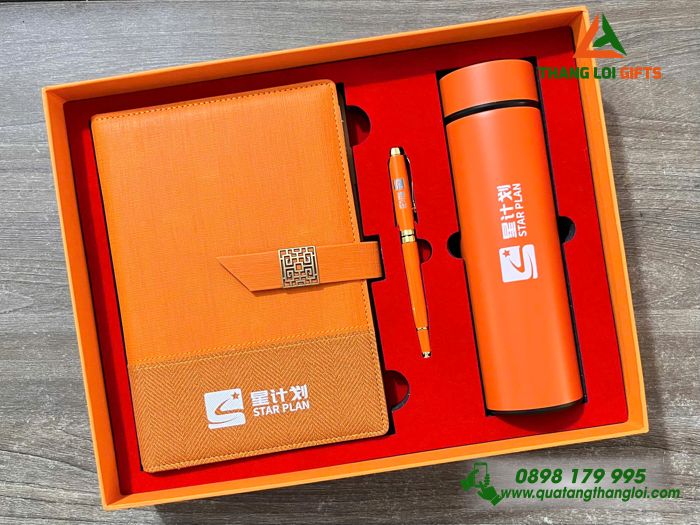 Bộ Quà Tặng (Sổ+ Bình+ Bút) Màu Cam In Khắc Logo Doanh Nghiệp Luxshare ICT