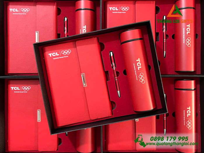 Bộ Quà Tặng (Sổ+ Bình+ Bút) Cao Cấp Màu Đỏ In Khắc Logo Doanh Nghiệp TCL