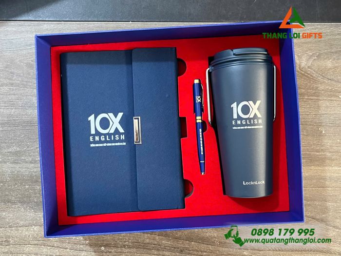 Giftset Bộ Quà Tặng Cao Cấp (Sổ+ Ly Lock+ Bút) Màu Xanh In Khắc Logo Trung Tâm Anh Ngữ 10X