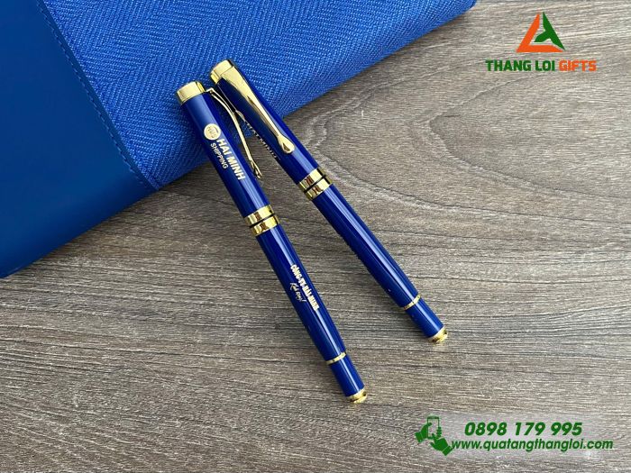 Bút Ký Kim Loại Nắp Màu Xanh Khoen Vàng - Khắc Logo Doanh Nghiệp Hải Minh