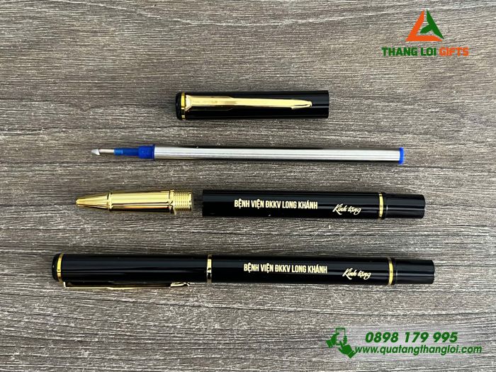 Bút Ký Kim Loại Màu Đen Khoen Vàng - Khắc Bệnh Viện ĐKKV Long Khánh