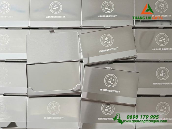 Hộp Đựng Namecard Inox - Khắc Logo Trường Đại Học An Giang