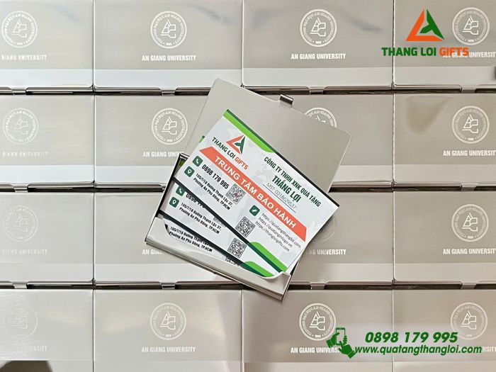 Hộp Đựng Namecard Inox - Khắc Logo Trường Đại Học An Giang