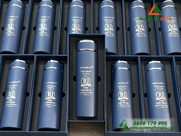 Bình Giữ Nhiệt Sơn Nhám Màu Xanh Khắc Logo Kỷ Niệm 10 Năm Thành Lập Ngân Hàng Kienlong Bank