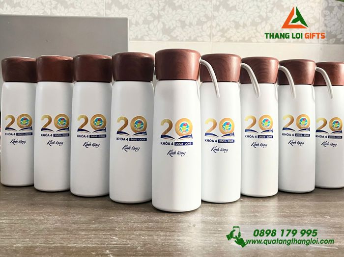Bình Giữ Nhiệt Nắp Vân Gỗ In Logo Kỷ Niệm 20 Năm Về Trường THPT Hà Huy Tập