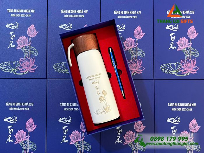 Combo Quà Tặng (Bình & Bút) In Khắc Hình Hoa Sen Làm Quà Tặng Phật Giáo