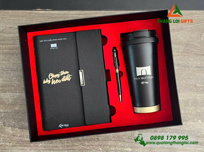 Giftset Quà Tặng (Sổ+ Ly+ Bút) Cao Cấp Màu Đen In Khắc Logo Huy Bụt Film Làm Quà Tặng Phim Ảnh