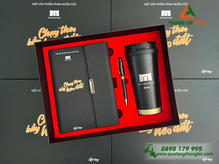 Giftset Quà Tặng (Sổ+ Ly+ Bút) Cao Cấp Màu Đen In Khắc Logo Huy Bụt Film Làm Quà Tặng Phim Ảnh
