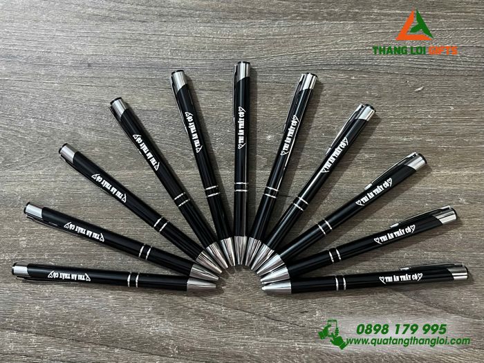 Bút Bi Kim Loại Bấm Màu Đen Khắc Nội Dung Theo Yêu Cầu