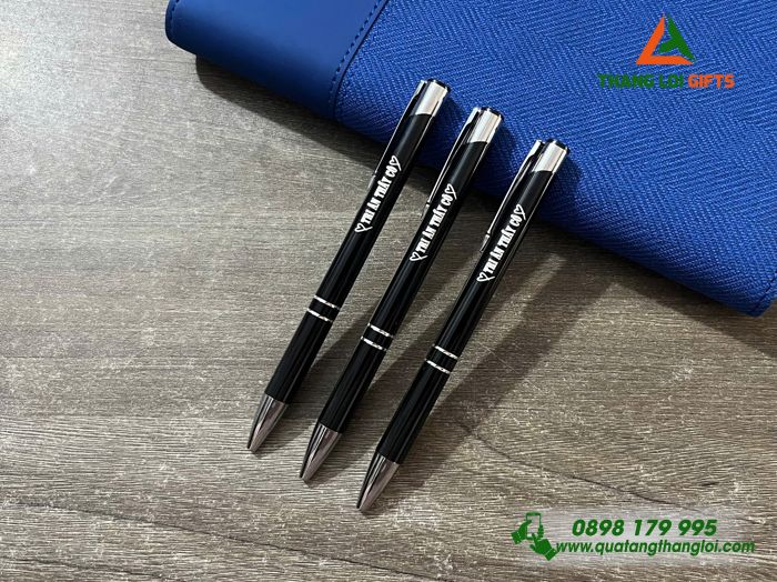 Bút Bi Kim Loại Bấm Màu Đen Khắc Nội Dung Theo Yêu Cầu