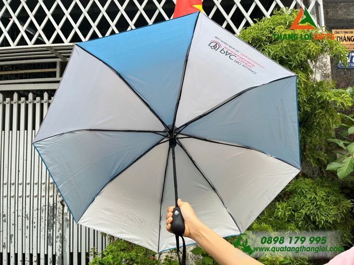 Dù Cầm Tay Gấp 3 Màu Trắng Xanh In Logo Doanh Nghiệp PRO ALLIANCE COSMETIC