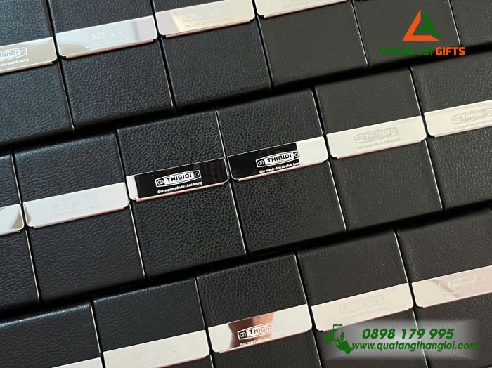 Hộp Đựng Namecard Kim Loại Phối Da Màu Đen Cao Cấp Khắc Logo Doanh Nghiệp THIBIDI