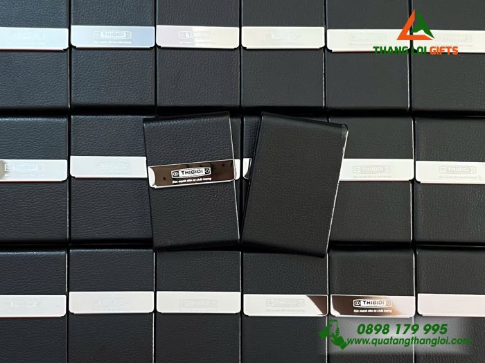 Hộp Đựng Namecard Kim Loại Phối Da Màu Đen Cao Cấp Khắc Logo Doanh Nghiệp THIBIDI