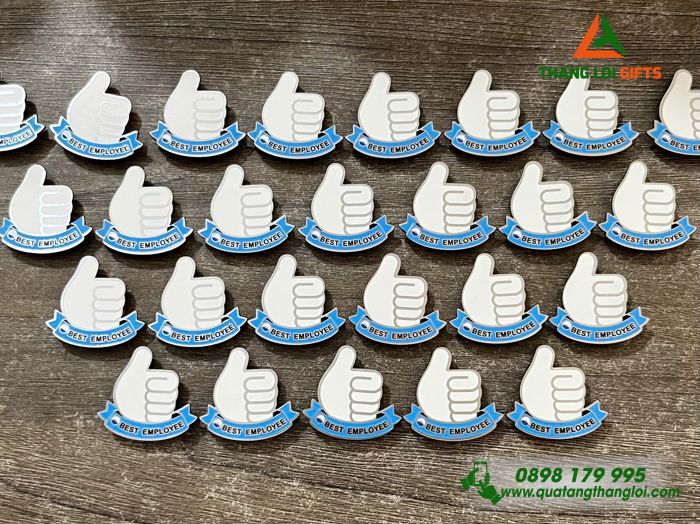 Huy Hiệu Cài Áo Đồng Đổ Màu Hình Icon Like Logo Best Employee