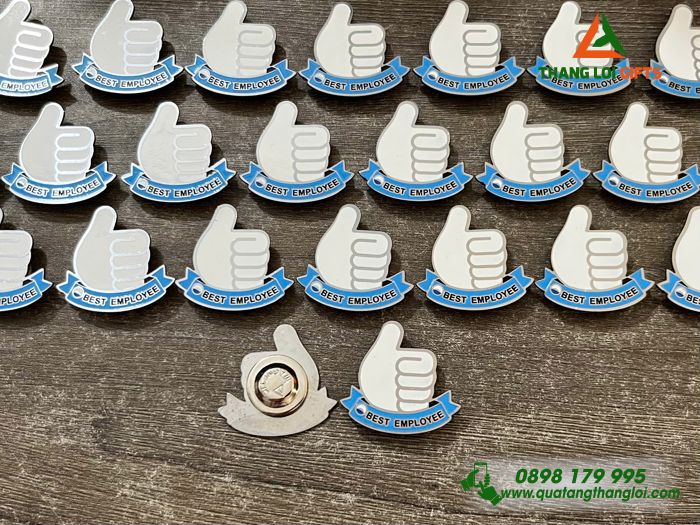 Huy Hiệu Cài Áo Đồng Đổ Màu Hình Icon Like Logo Best Employee