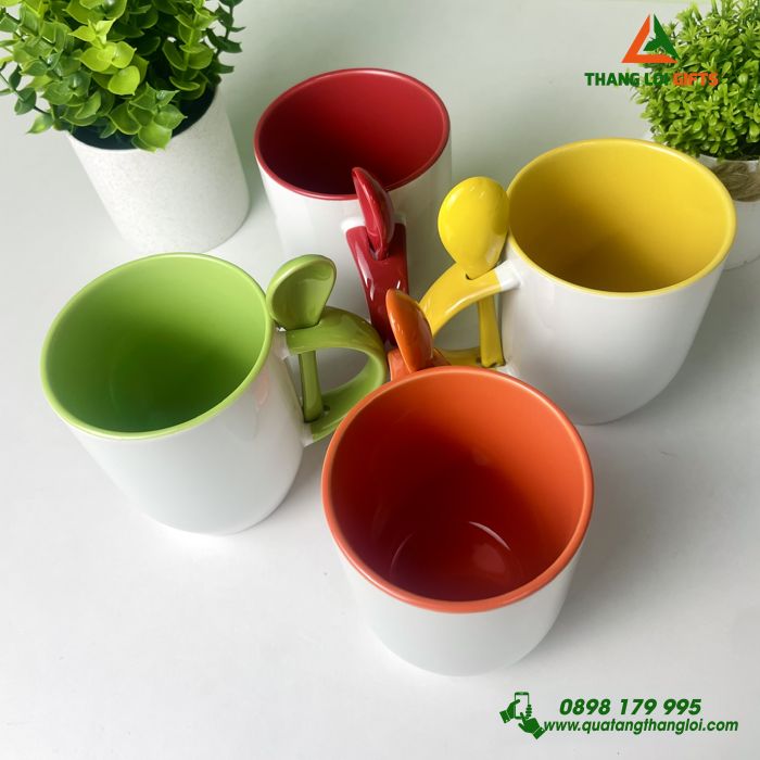 Cốc Sứ Đủ Màu Sắc & Kèm Muỗng In Logo Làm Quà Tặng