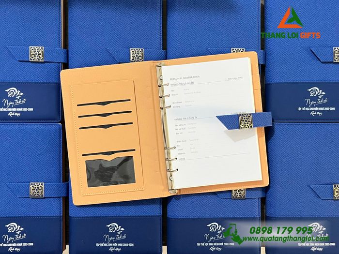 Sổ Da Cao Cấp Màu Xanh In Logo Kỷ Niệm 20 Năm Ngày Trở Về Làm Quà Tặng