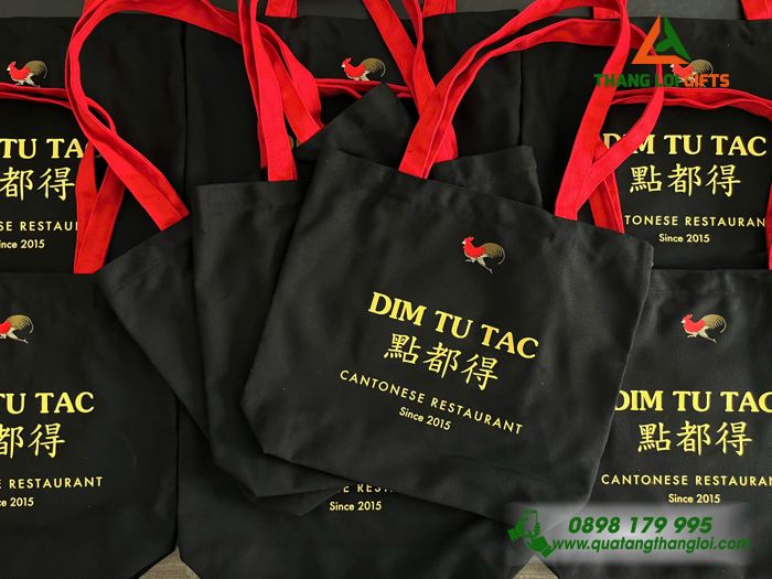 Túi Vải Canvas Màu Đen In Logo Nhà Hàng Ẩm Thực DIM TU TAC