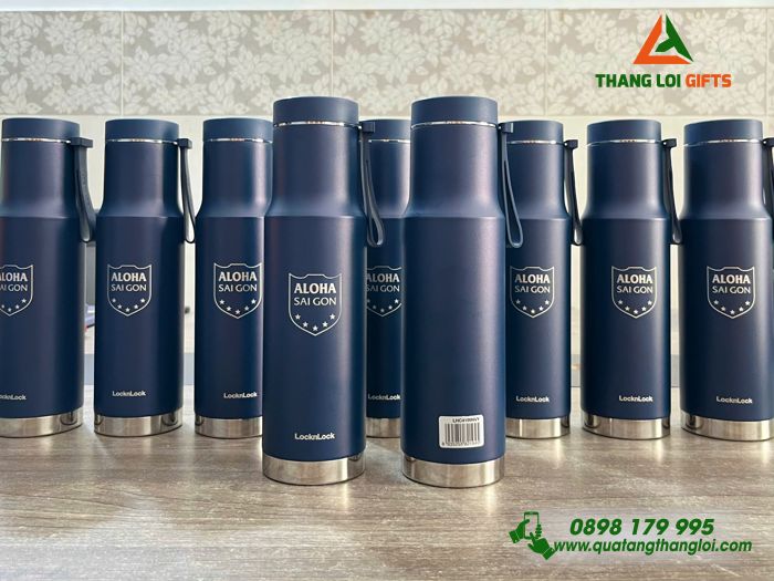 Bình Giữ Nhiệt Lock&Lock LHC4199 620ml Màu Xanh Đậm Khắc Logo Trung Tâm Ngoại Ngữ ALOHA Sài Gòn