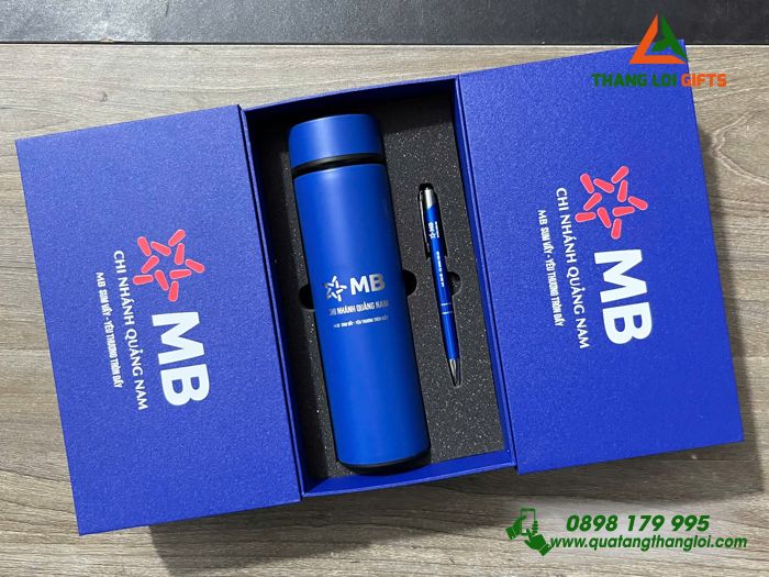 Bộ Quà Tặng (Bình & Bút) Màu Xanh in Khắc Logo MB Bank Làm Quà Tặng Ngân Hàng