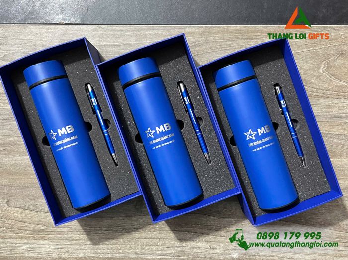 Bộ Quà Tặng (Bình & Bút) Màu Xanh in Khắc Logo MB Bank Làm Quà Tặng Ngân Hàng
