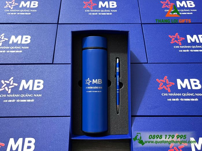 Bộ Quà Tặng (Bình & Bút) Màu Xanh in Khắc Logo MB Bank Làm Quà Tặng Ngân Hàng