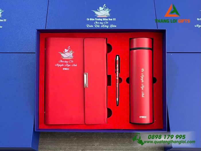 Giftset Quà Tặng (Sổ+ Bình+ Bút) Màu Đỏ In Khắc Tên Cô Giáo Làm Quà Tặng Trường Mầm Non 22