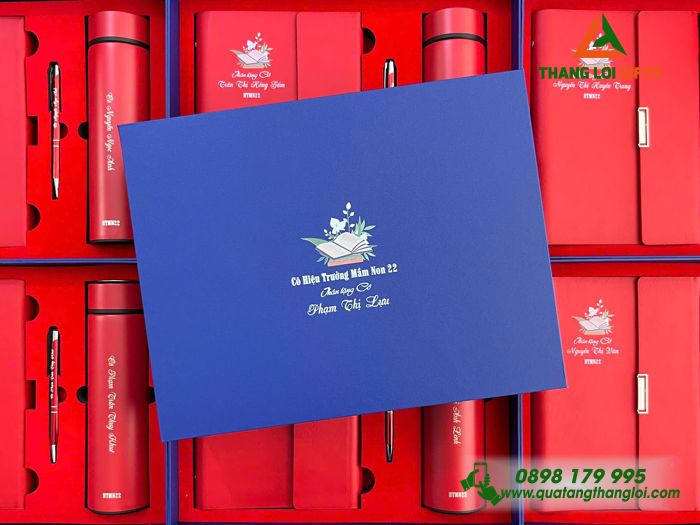 Giftset Quà Tặng (Sổ+ Bình+ Bút) Màu Đỏ In Khắc Tên Cô Giáo Làm Quà Tặng Trường Mầm Non 22