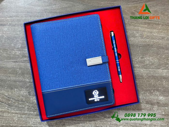 Combo Quà Tặng (Sổ Đa Năng & Bút) Màu Xanh In Khắc Logo KDIF Quỹ Đầu Tư Phát Triển Khánh Hòa