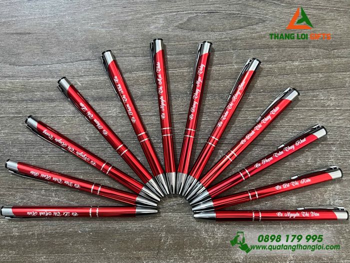 Bút Bi Kim Loại Bấm Màu Đỏ Khắc Tên Cô Giáo Làm Quà Tặng Trường Mầm Non 22