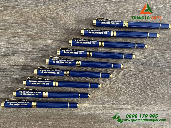 Bút Kim Loại Nắp Màu Xanh Khoen Vàng Khắc Tên Đại Hội Đoàn 
