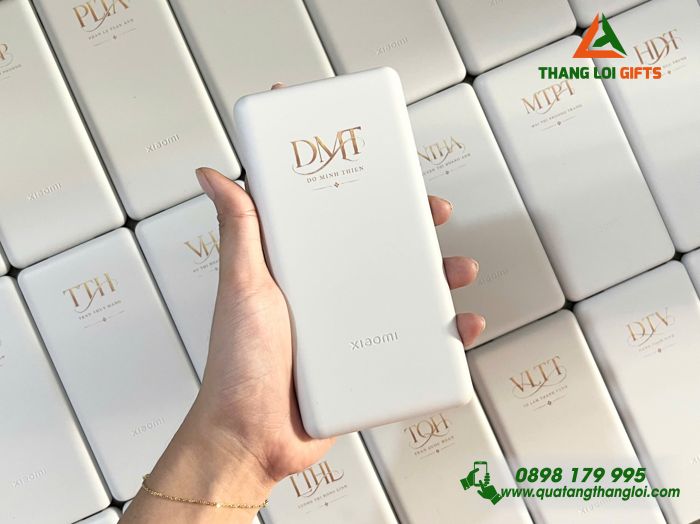 Pin Sạc Dự Phòng Xiaomi 10.000mAh 22.5W Màu Trắng In Tên Nhân Viên Làm Quà Tặng Doanh Nghiệp