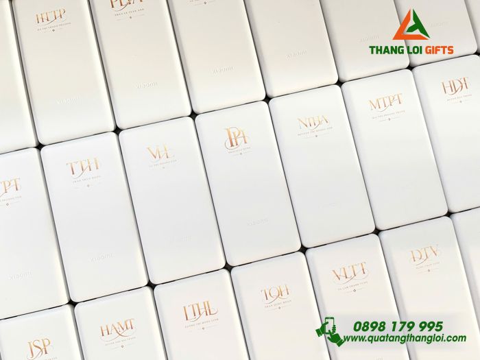 Pin Sạc Dự Phòng Xiaomi 10.000mAh 22.5W Màu Trắng In Tên Nhân Viên Làm Quà Tặng Doanh Nghiệp