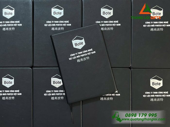 Sổ Da Dán Gáy A5 Màu Đen Ép Kim Bạc Logo Doanh Nghiệp Bote