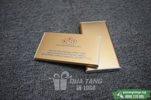 PKV 04 Qua tang pin sac du phong in logo doanh nghiep lam qua tang khach hang quang cao thuong hieu (2)